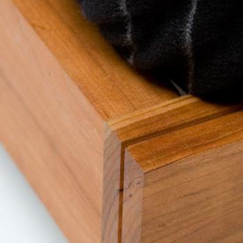 011 Atlantico Bed - Image 3