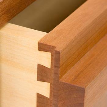 012 Atlantico Bedside Table - Image 3