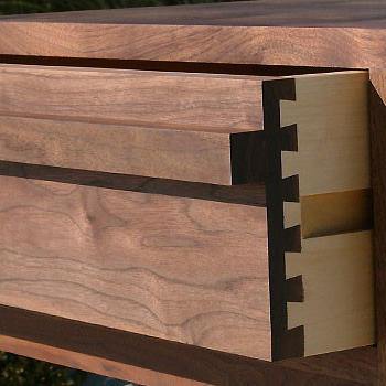 012 Atlantico Bedside Table - Image 6
