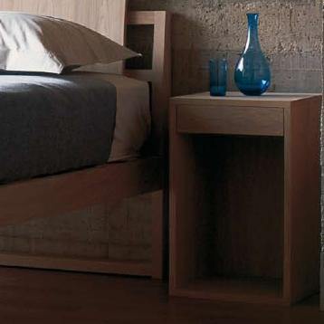 648 Dovetail Bedside Chest - Image 3