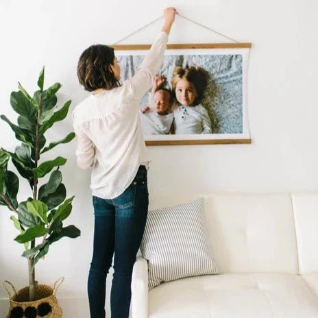 9" Magnetic Poster Hanger Frame - Image 10