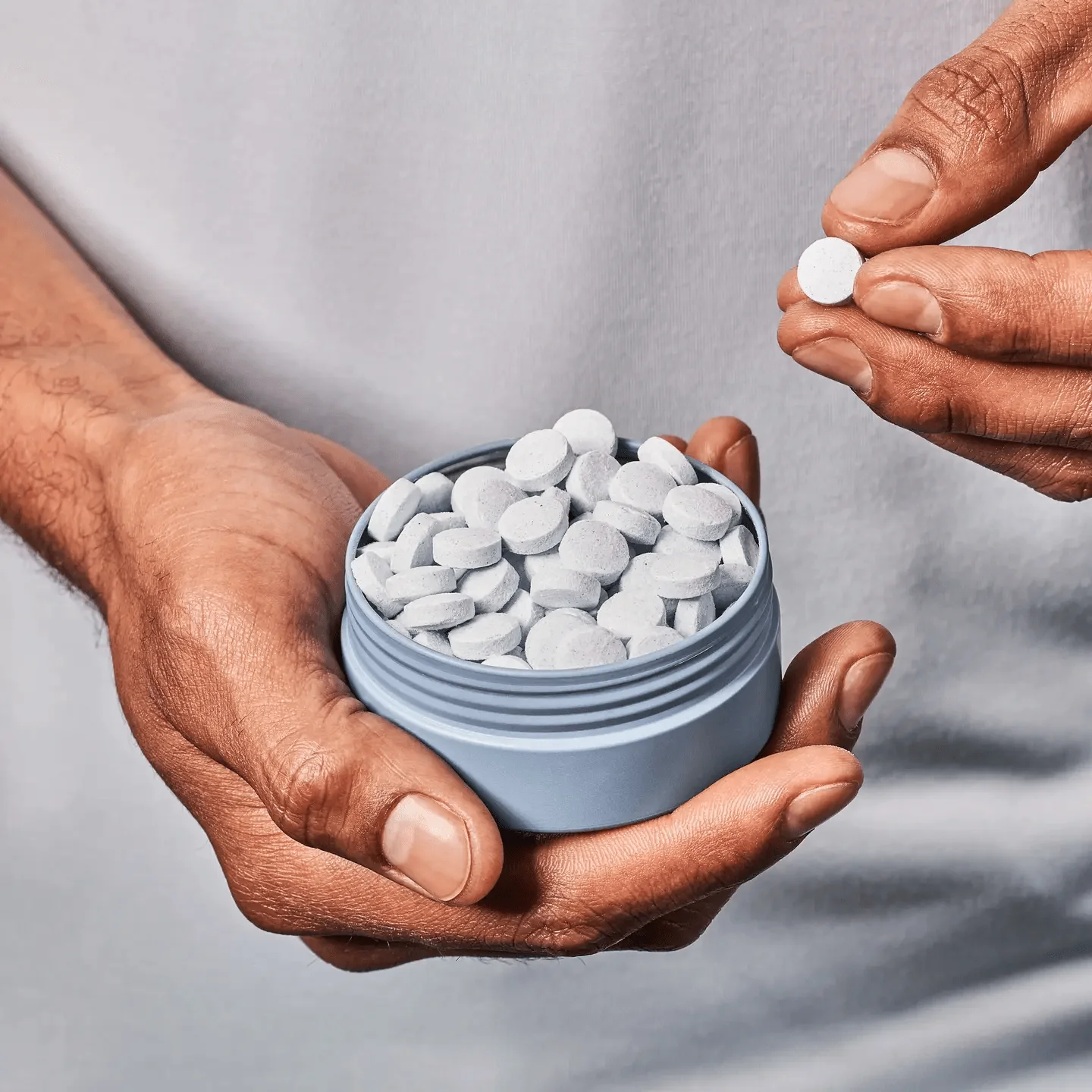 Cool Mint Fluoride-Free Mouthwash Tablets Refills - Image 3