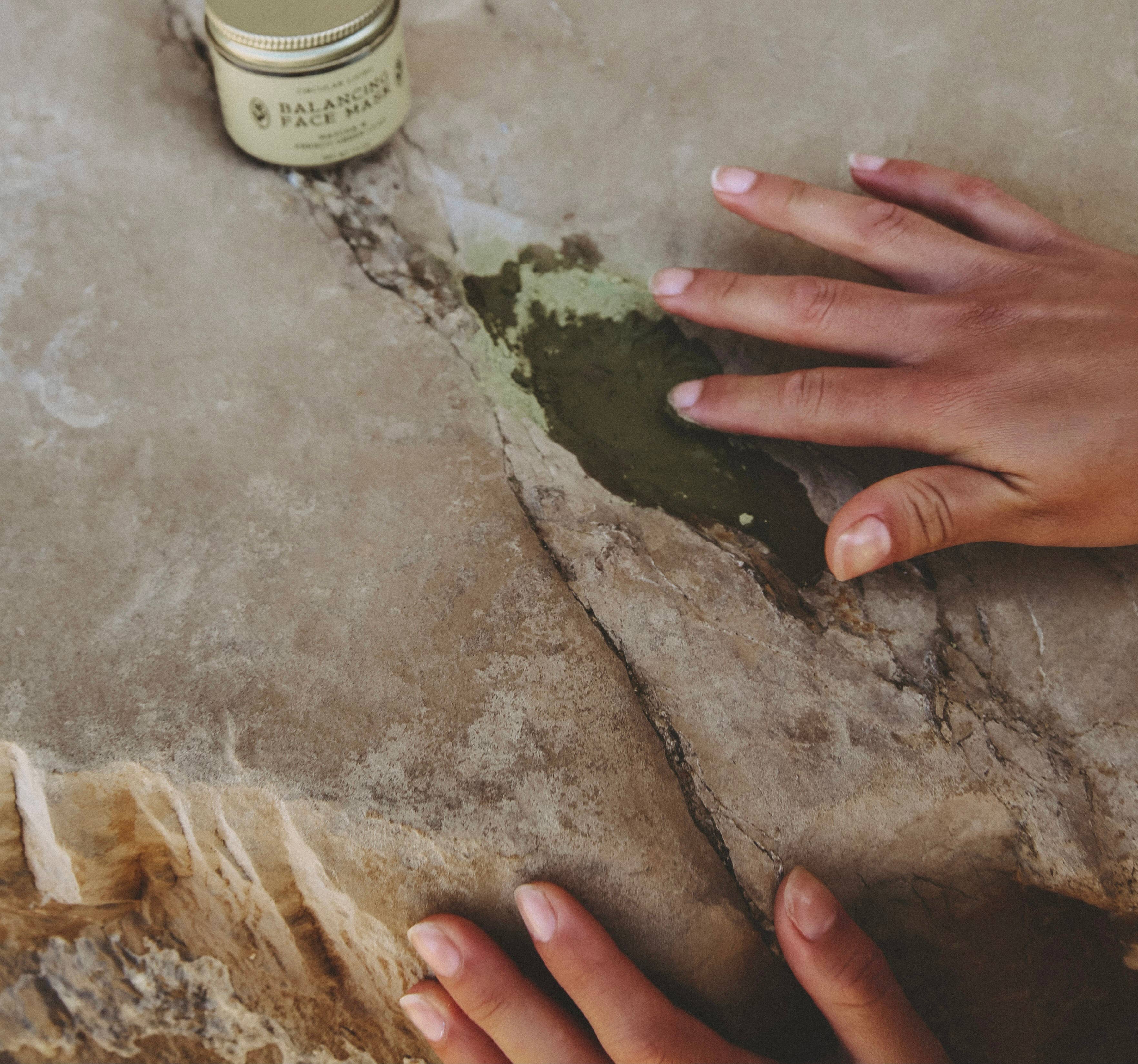 Balancing Face Mask: Matcha & French Green Clay - Image 6