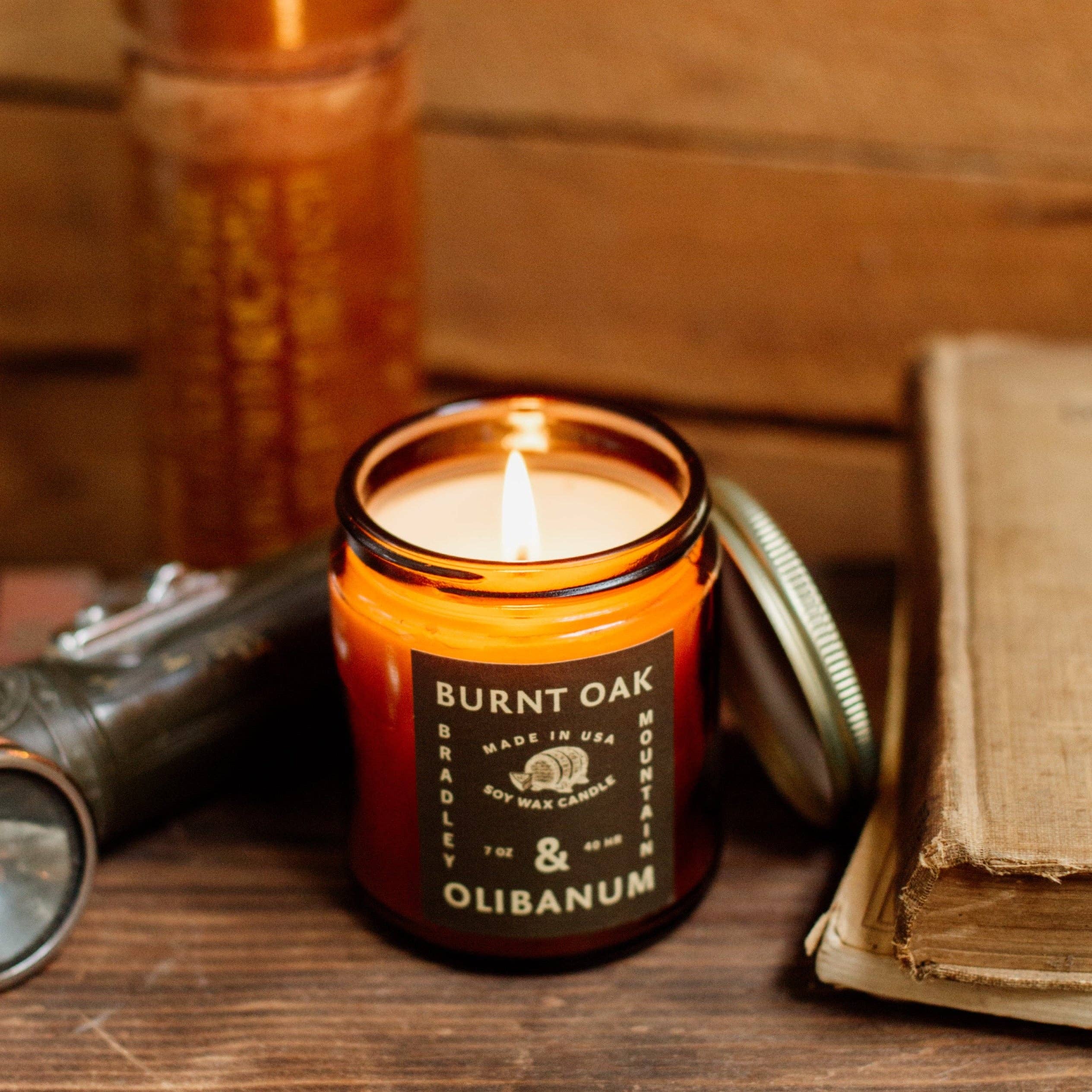 Burnt Oak & Olibanum Candle - Image 2