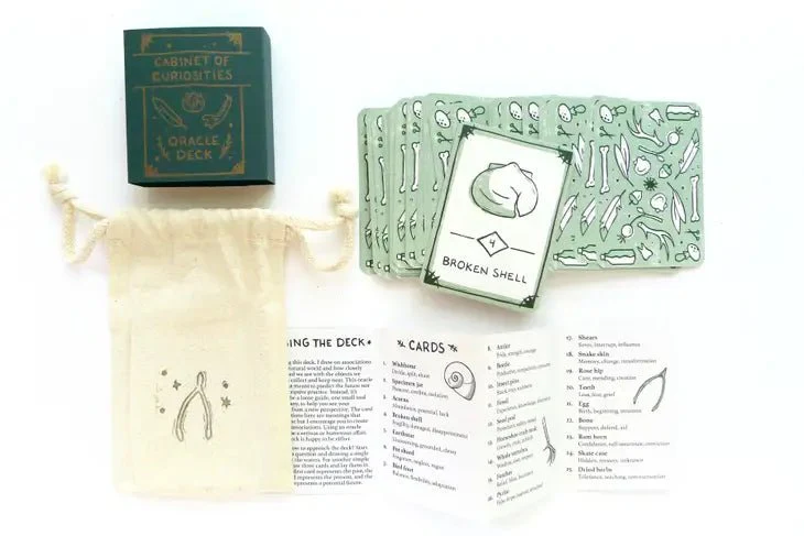 Cabinet of Curiosities Oracle Deck - Image 3