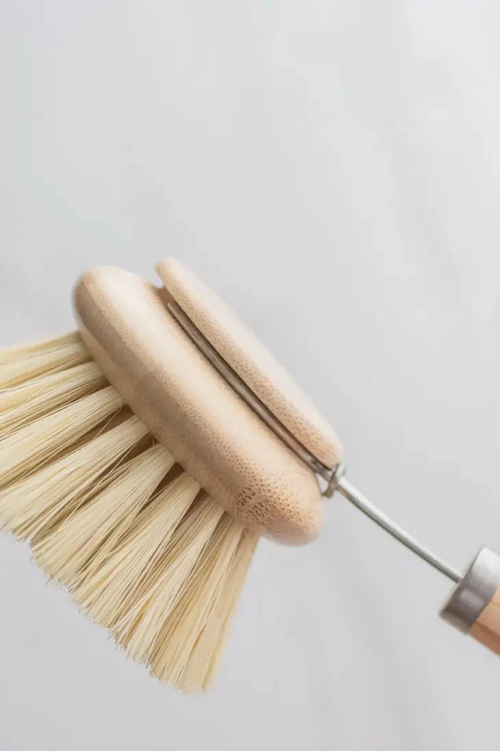 Casa Agave Long Handle Dish Brush - Image 2
