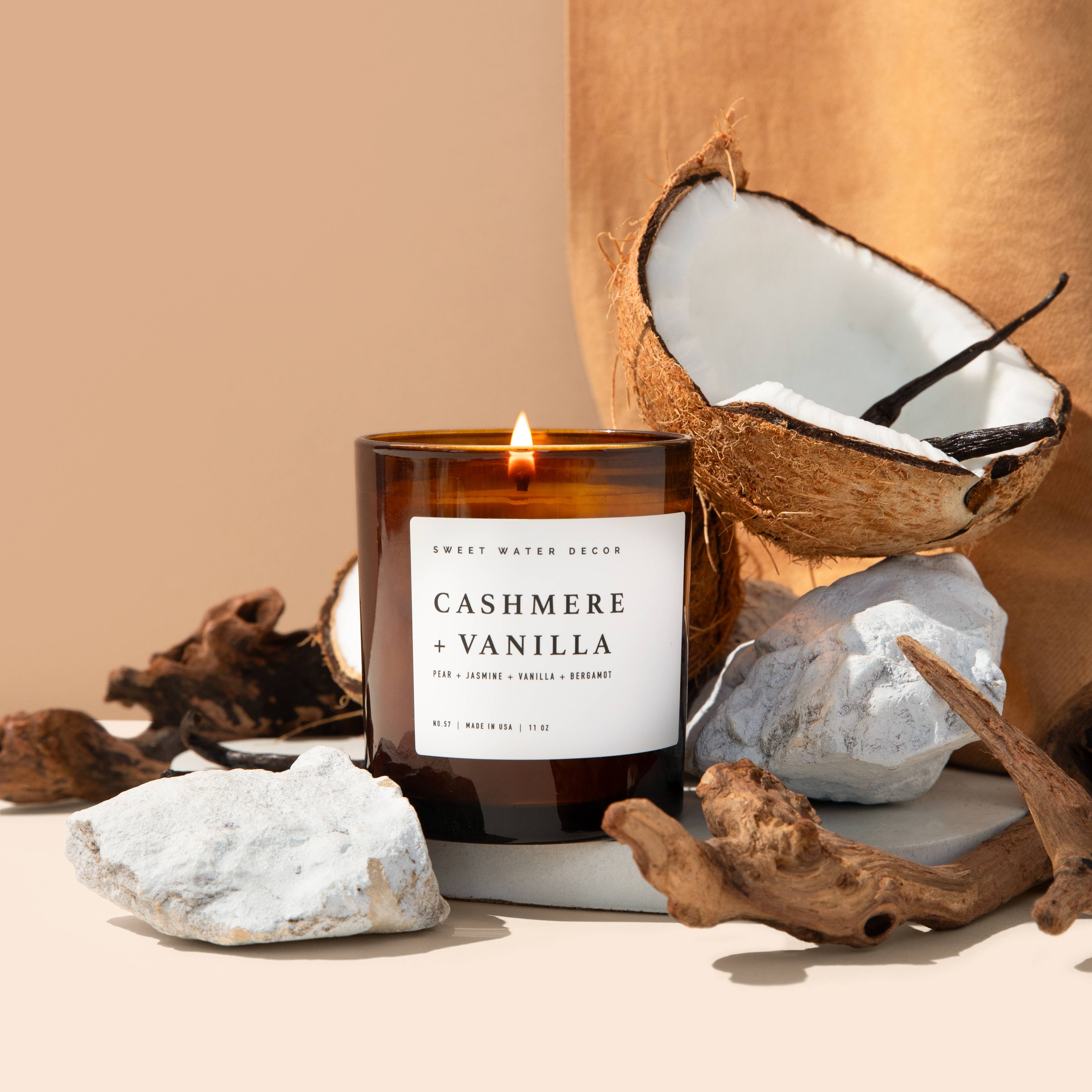 Cashmere and Vanilla Candle - Image 2