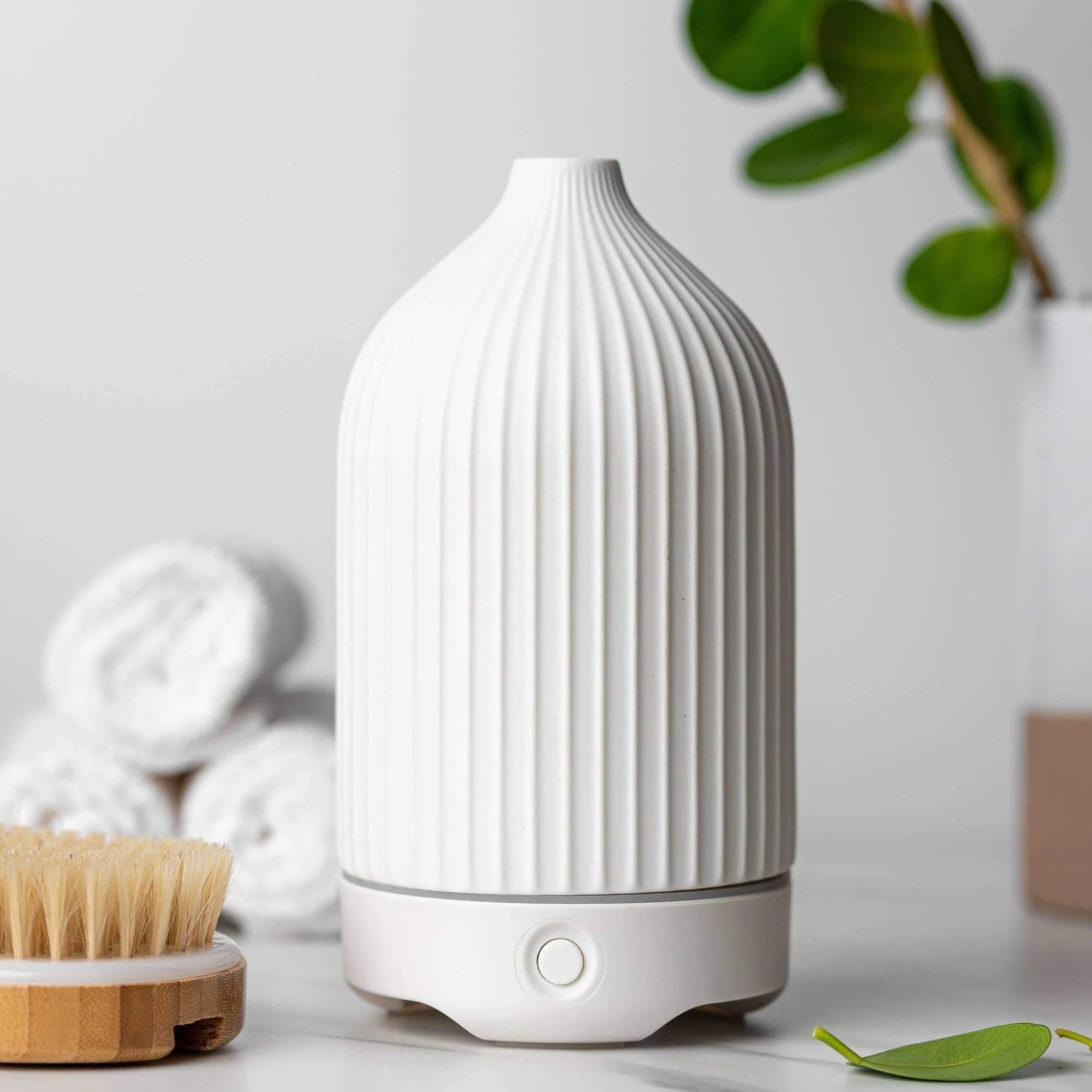 Ceramic Vase Essential Oil Diffuser - Image 4
