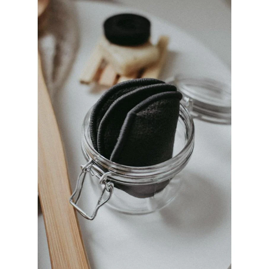 Charcoal Makeup Remover Pads - Image 2