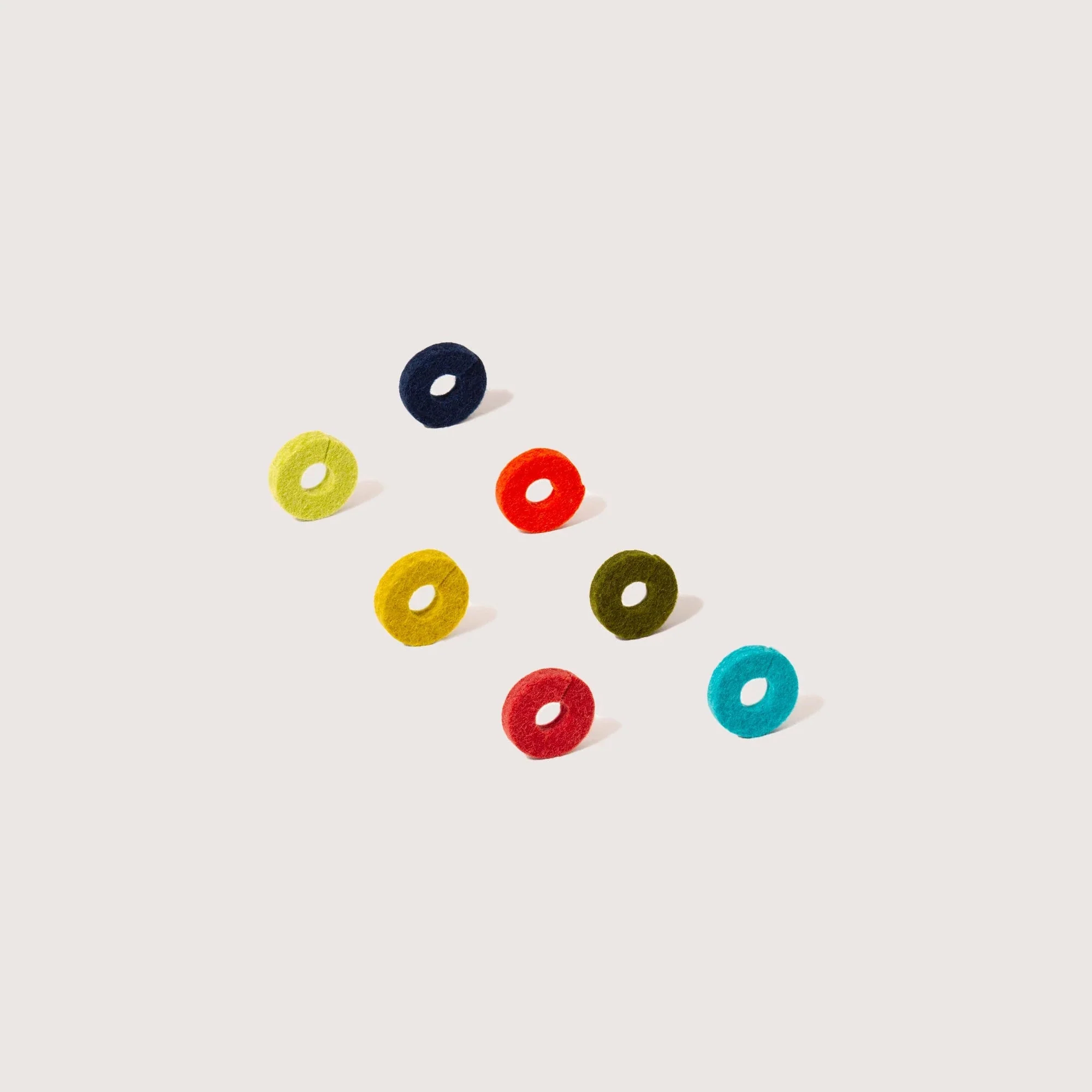 Wine-Ote's Merino Wool Felt Wine Markers: Cheers - Image 3