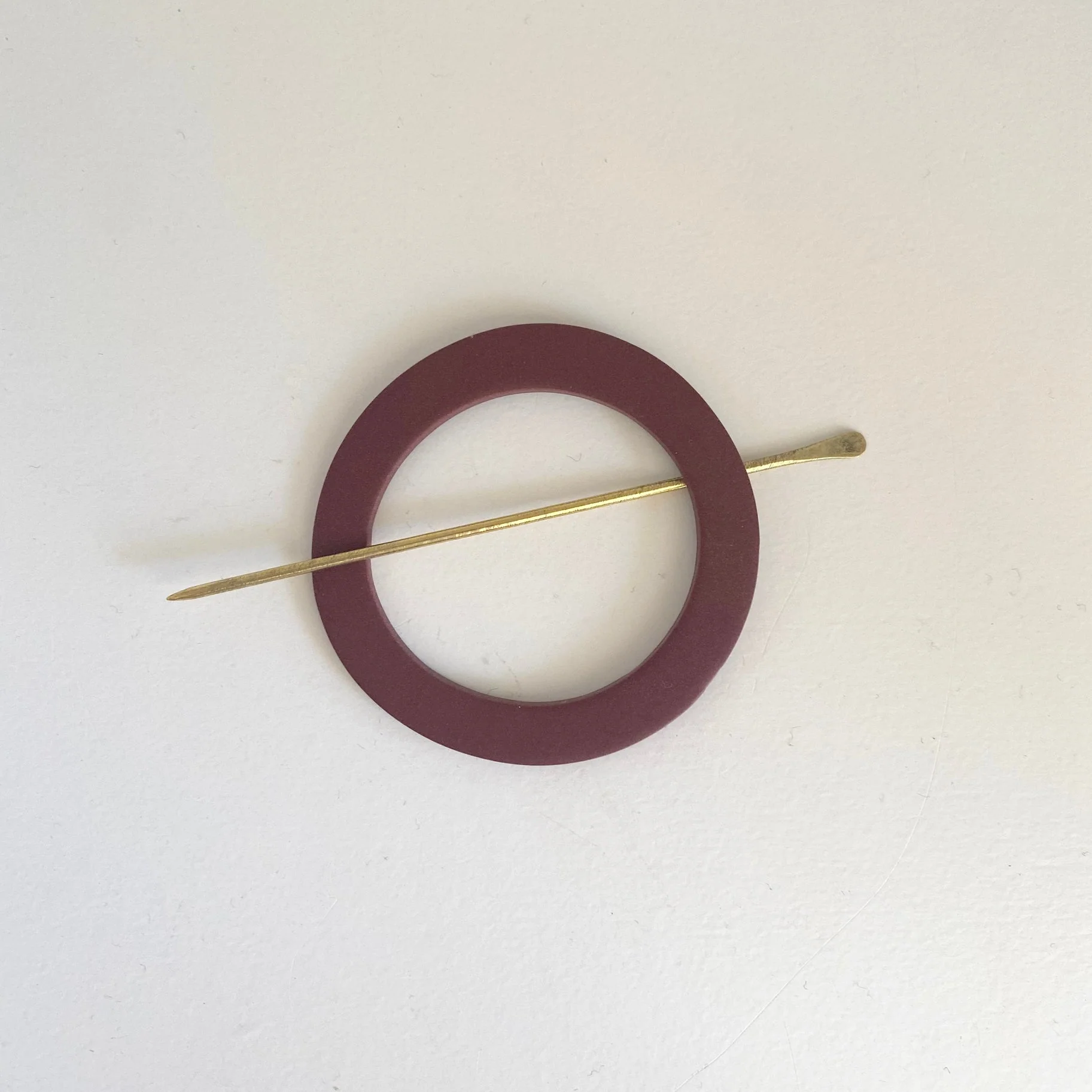 Circle and Brass Hair Pin - Image 2
