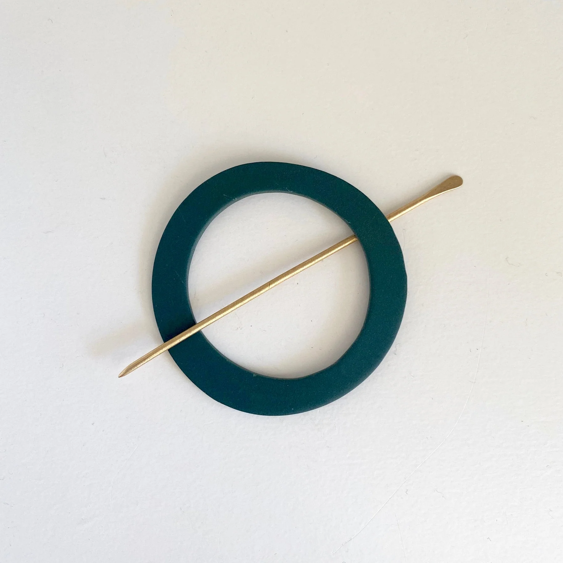 Circle and Brass Hair Pin - Image 4