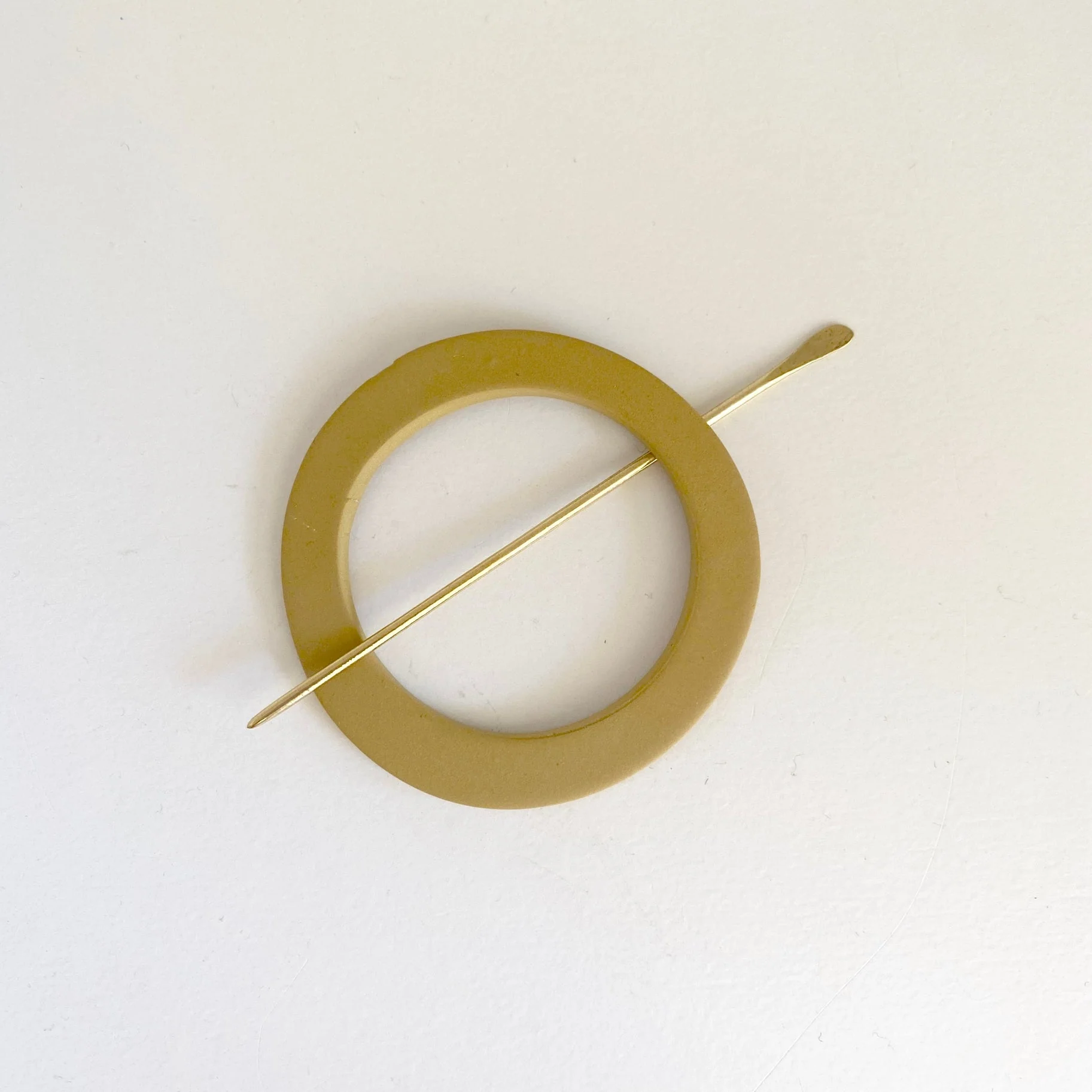 Circle and Brass Hair Pin - Image 5
