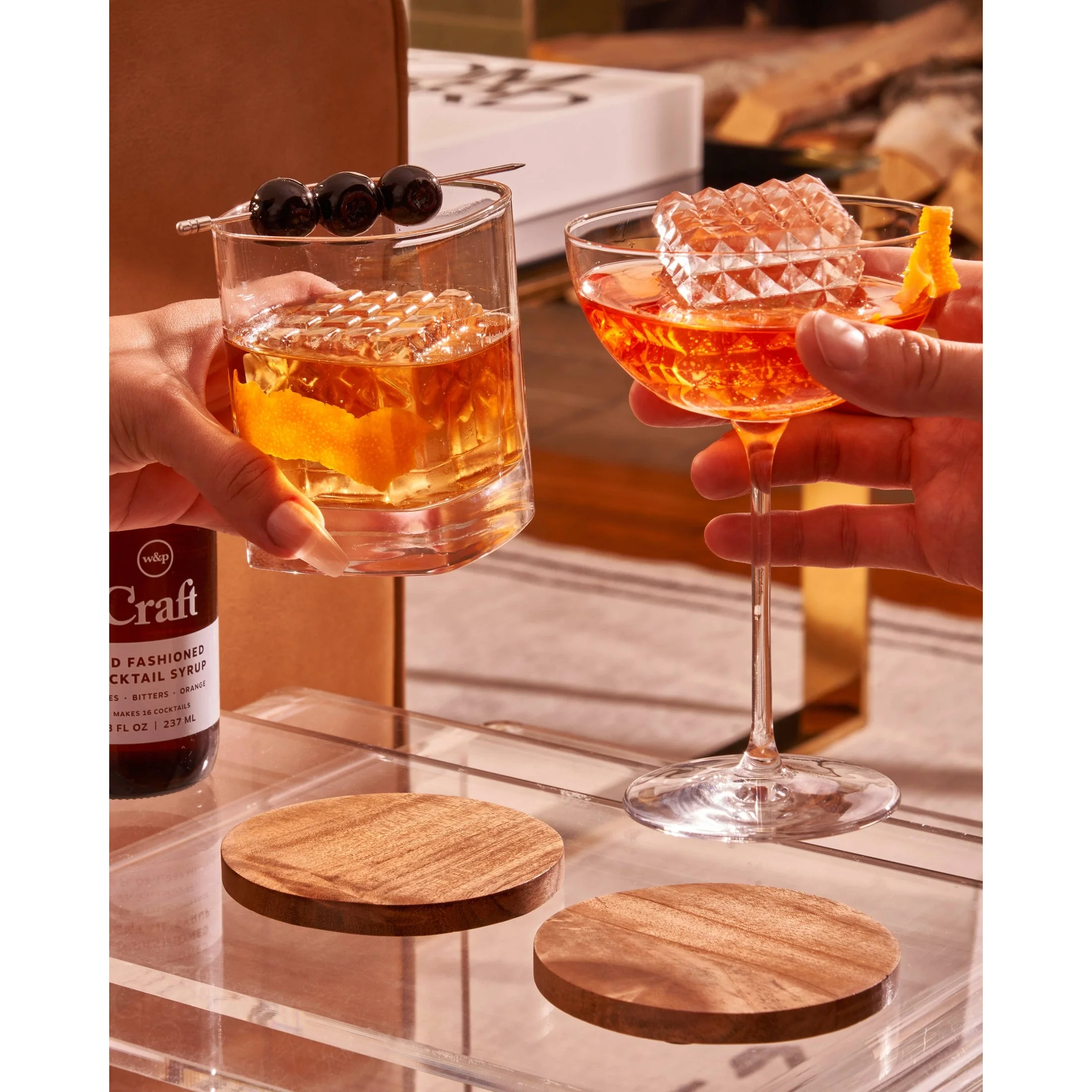 Decorative Cocktail Ice Cube Tray Mold: Crystal - Image 3