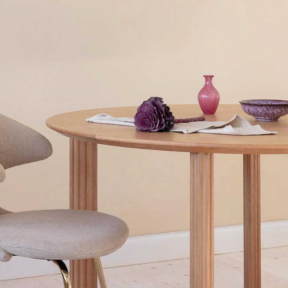 Comfort Circle Dining Table - Image 2