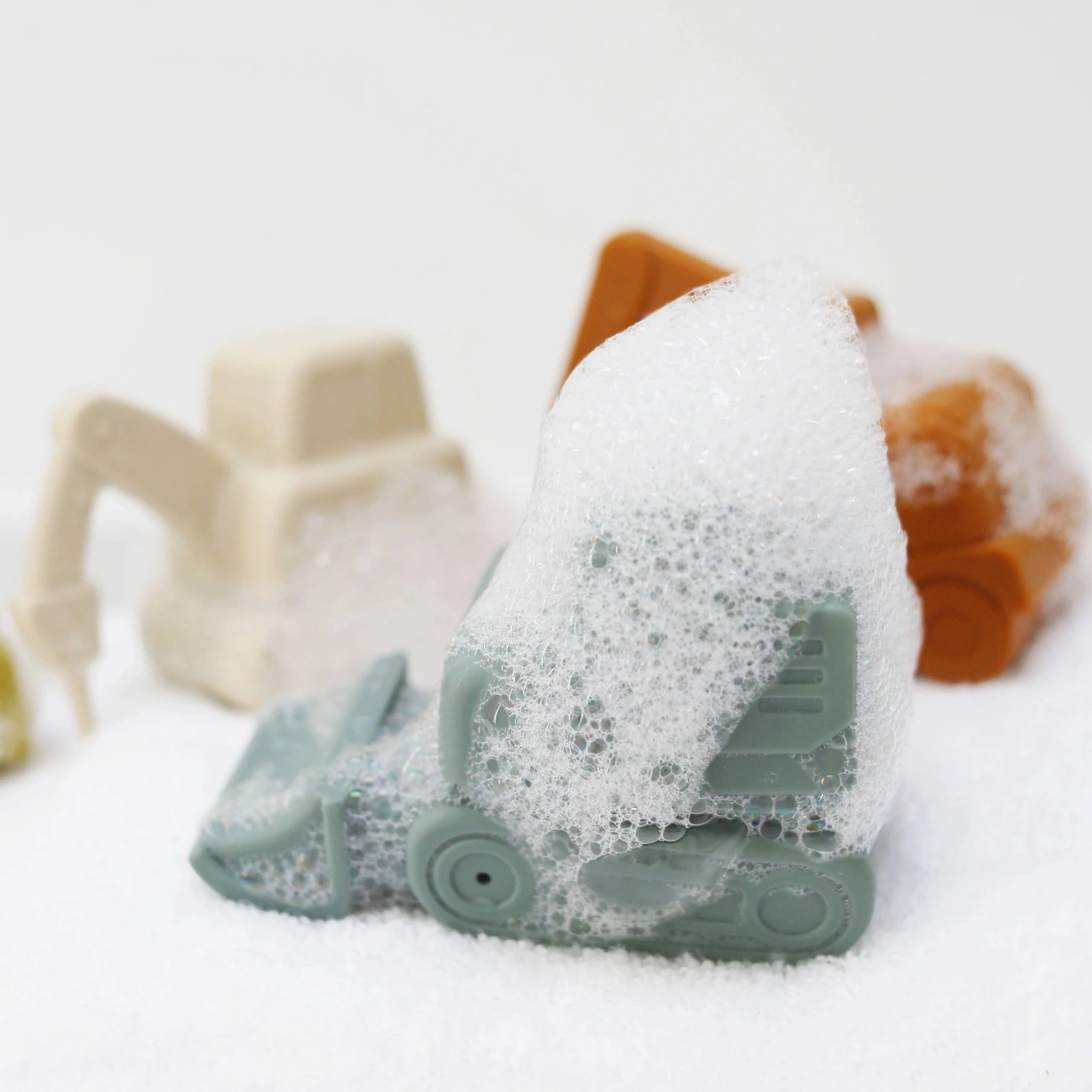 Construction Vehicle Bath Toy Set - Image 5