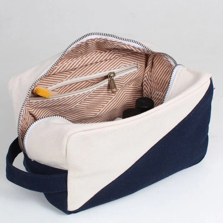 Contemporary Travel Toiletry Bag - Image 2