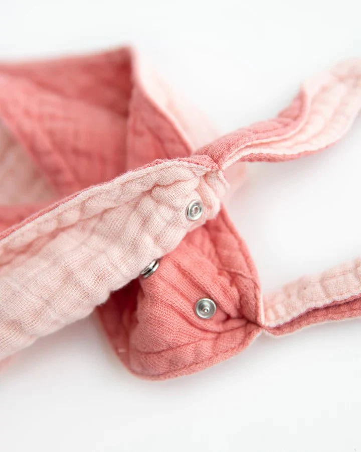 Cotton Muslin Reversible Bandana Bib: Rose Petal - Image 3