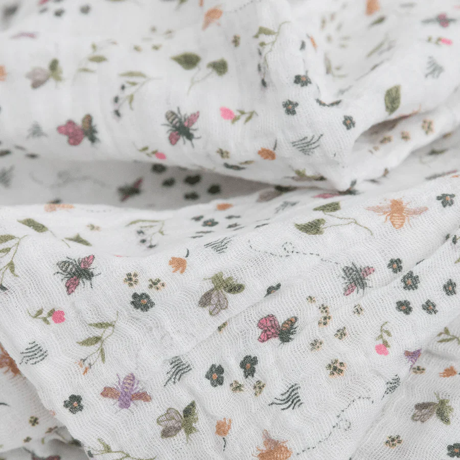 Cotton Muslin Swaddle: Garden Bees - Image 3