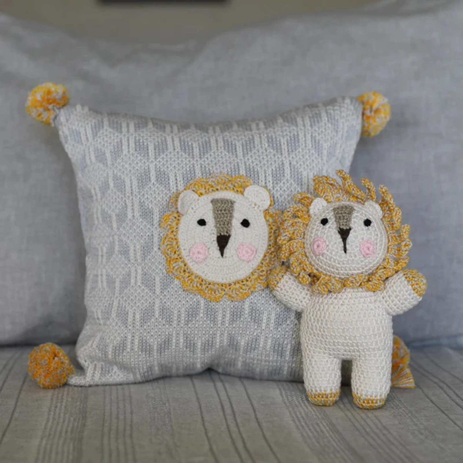 Crochet Lion Stuffed Animal - Image 2