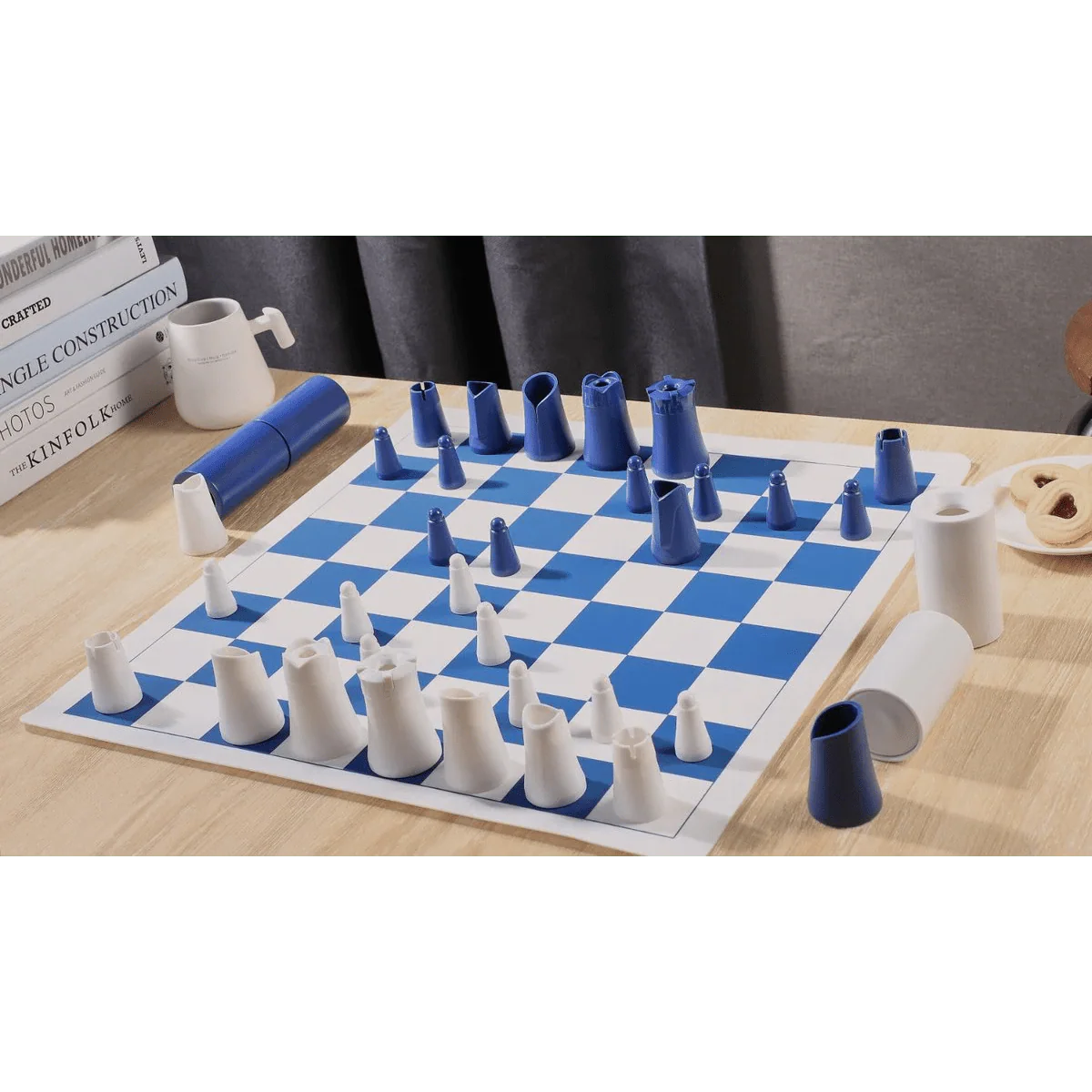 Crownes Chess Set