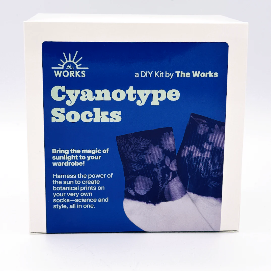 Cyanotype Socks DIY Kit - Image 3