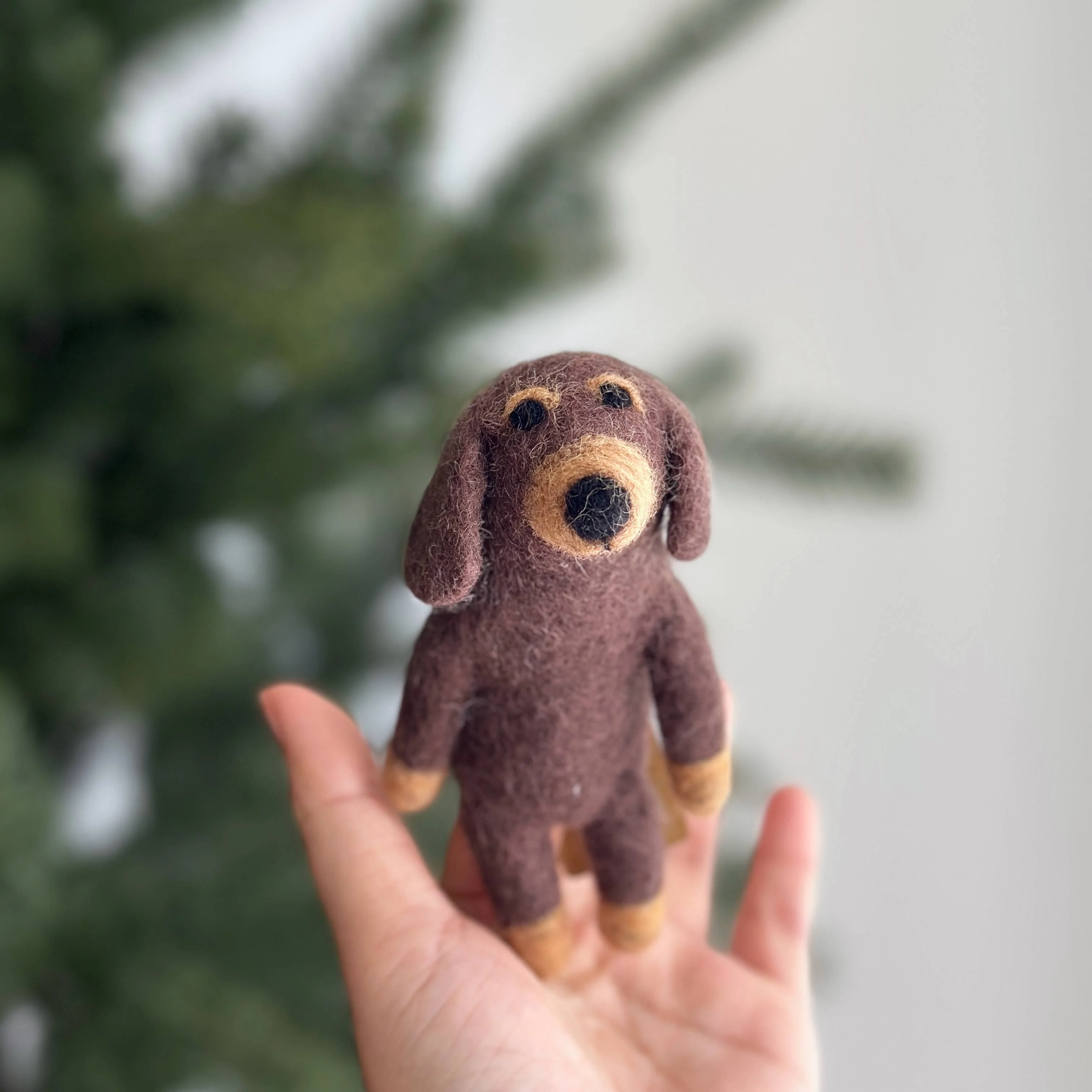 Dachshund Dog Finger Puppet - Image 3