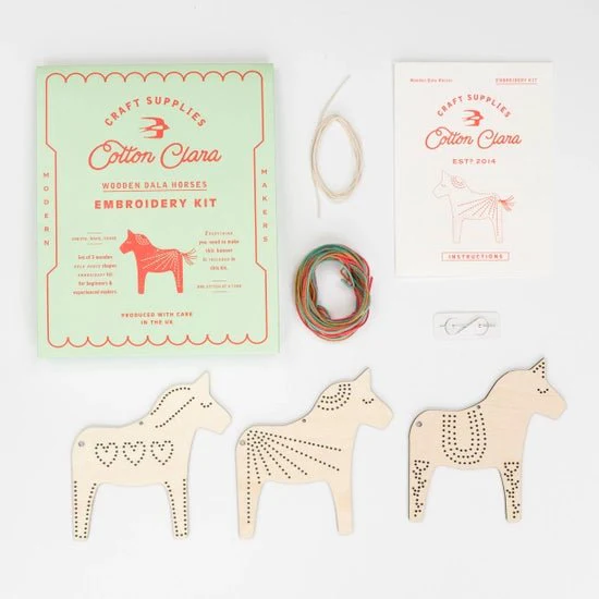 Dala Horse Embroidery Kit - Image 3