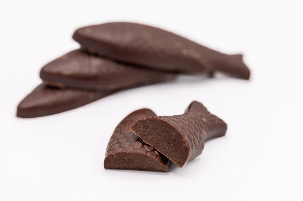 Dark Chocolate Sardines Can - Image 4