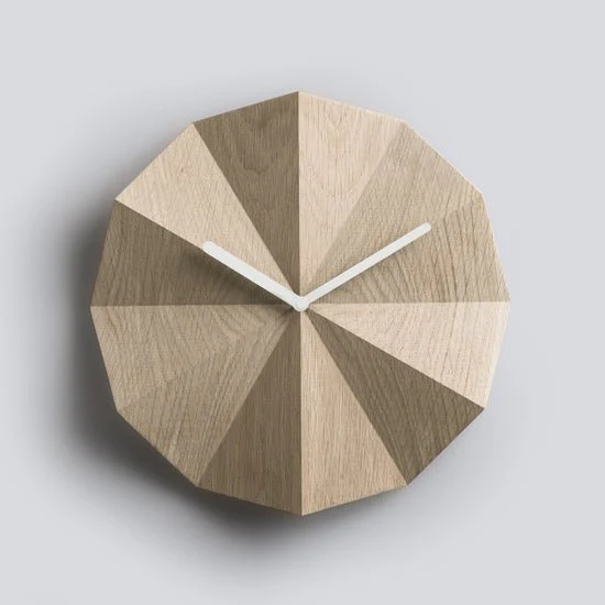 Delta Clock: Oak - Image 4