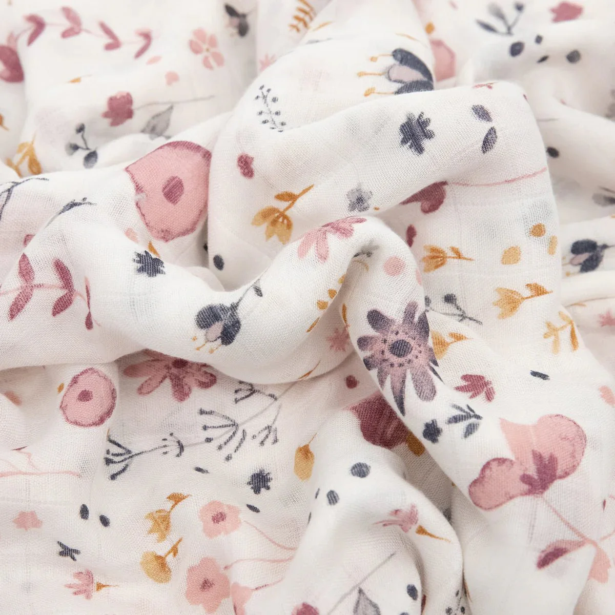 Deluxe Muslin Swaddle 2 Pack: Fairy Garden + Lavender - Image 3