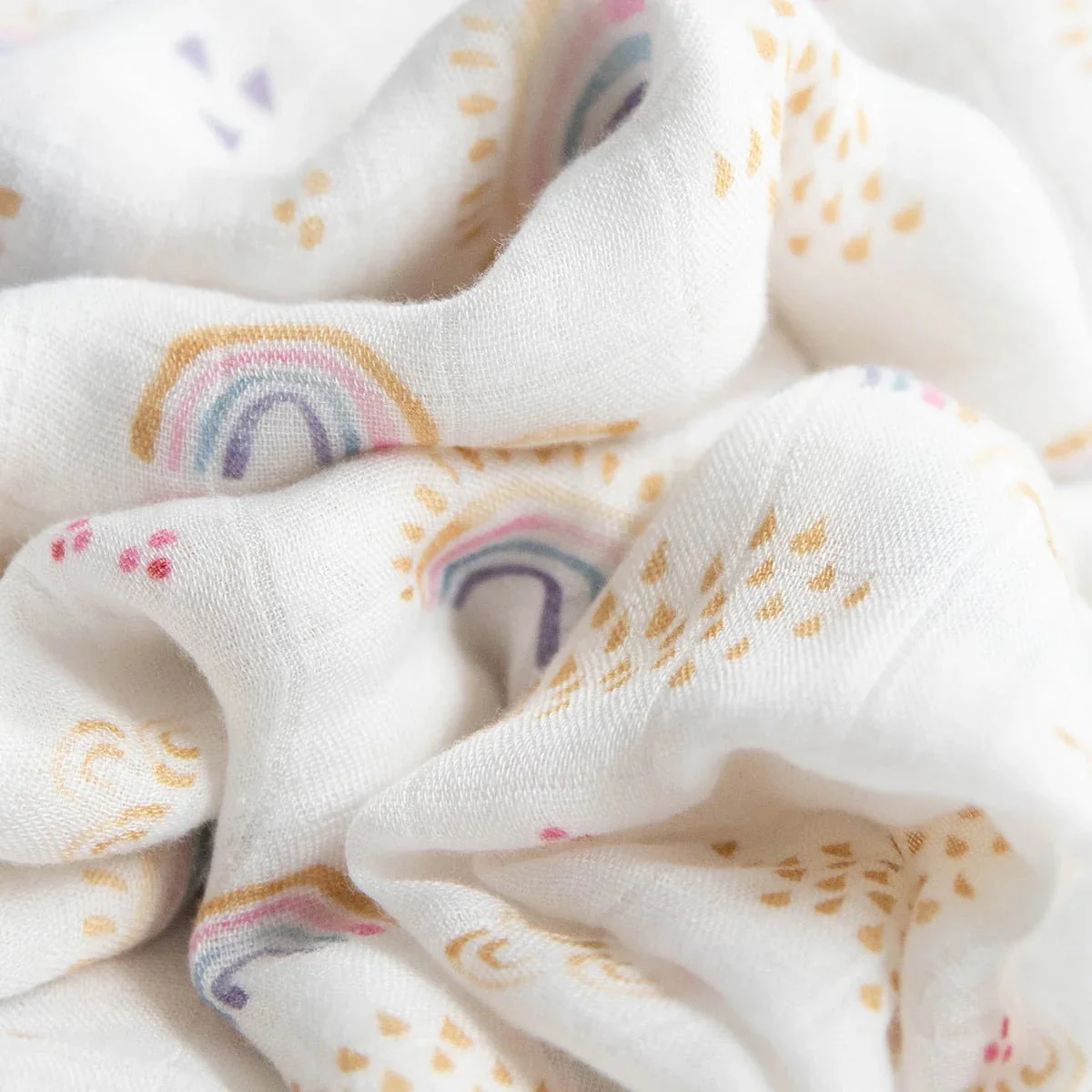 Deluxe Muslin Swaddle 2 Pack: Rainbow + Gingham - Image 3