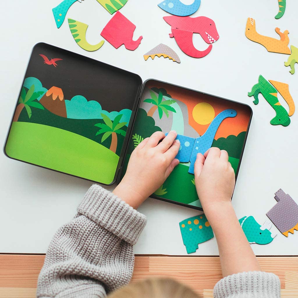 Dinosaur Kingdom Magnetic Play Set - Image 2