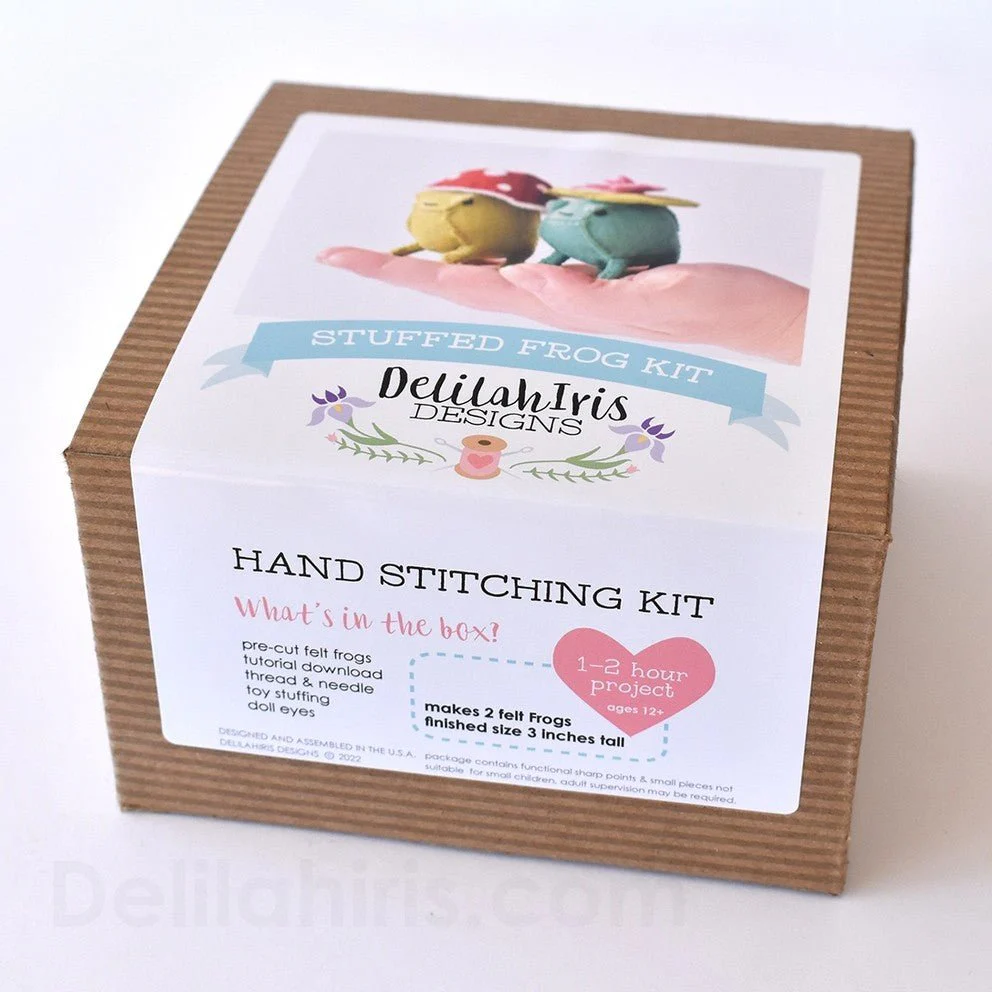 Felt Frogs Sewing Kit - Image 2