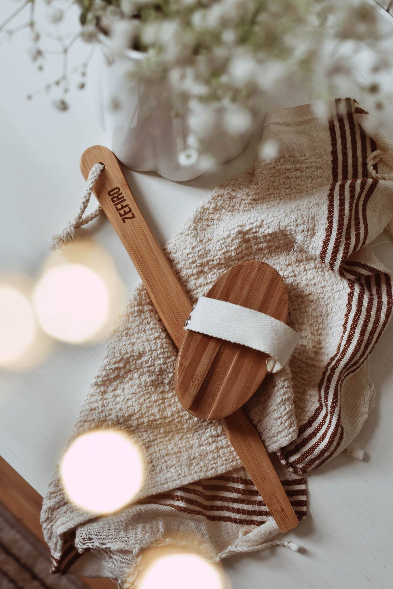 Dry/Wet Long Handle Body Brush - Image 3