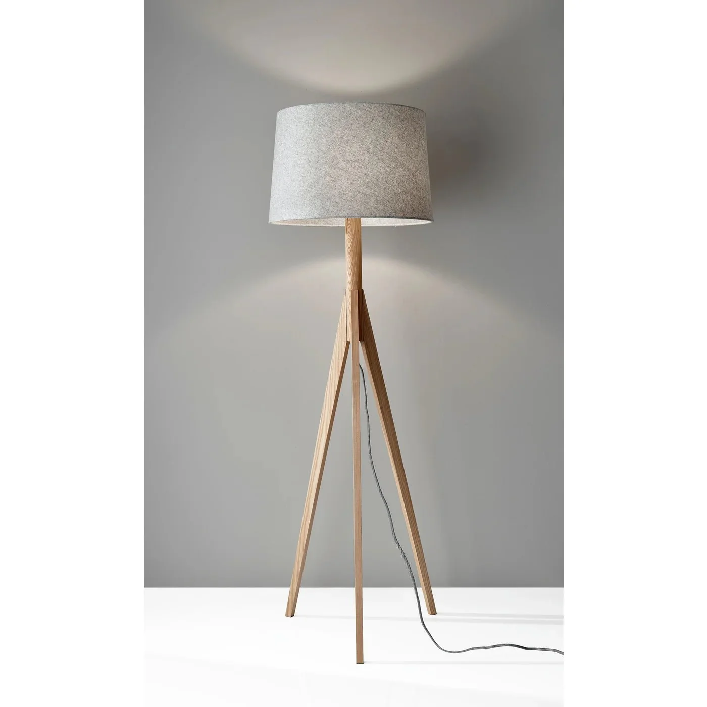 Eden Floor Lamp - Image 4