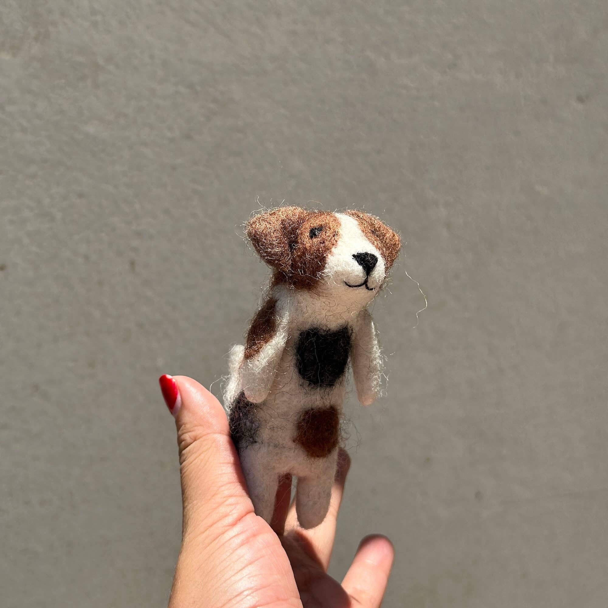 Jack Russell Terrier Finger Puppet - Image 3