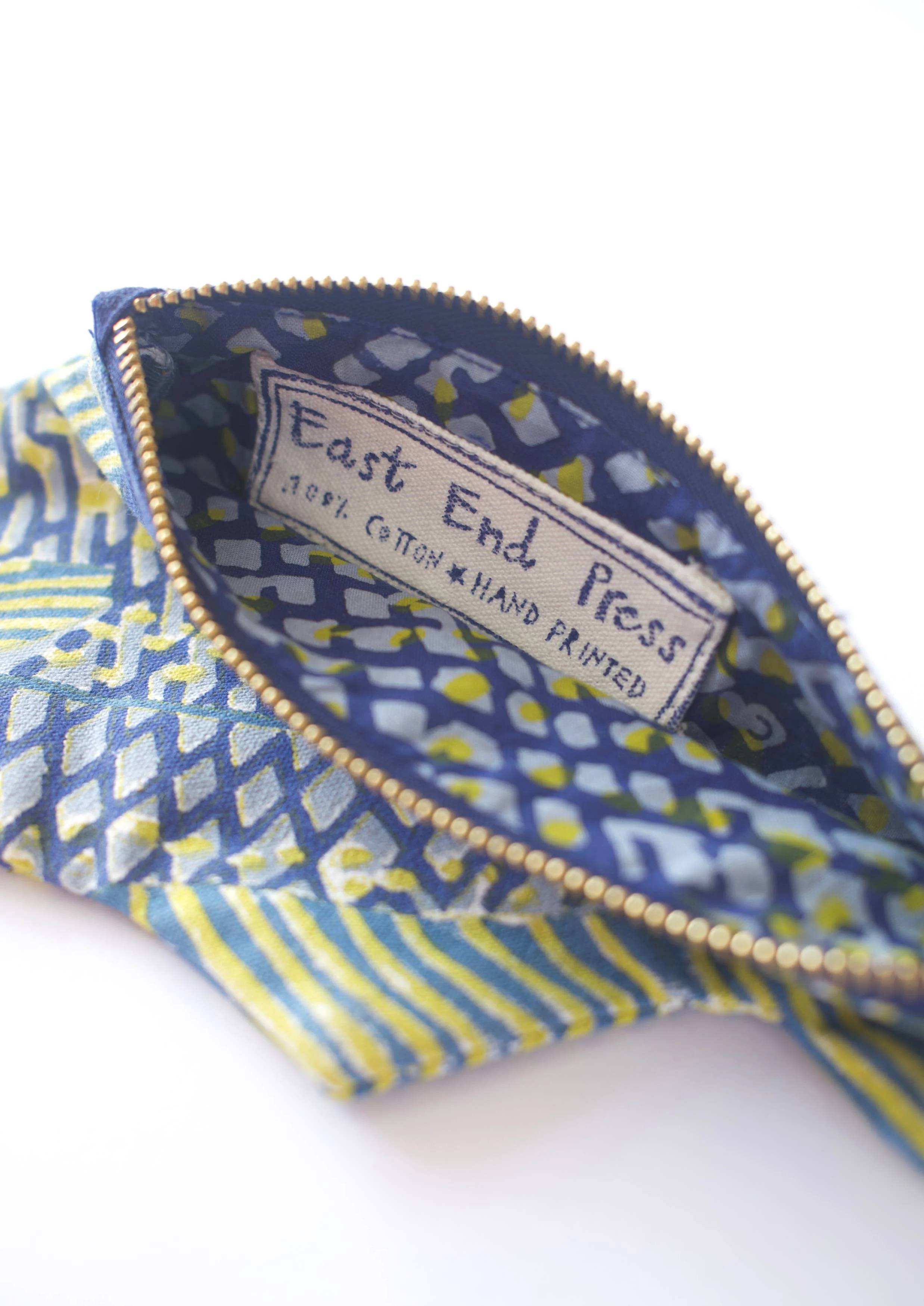 Fabric Fish Case - Image 5