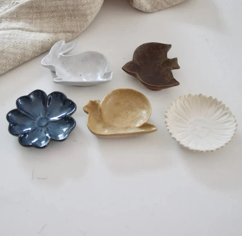 Flora & Fauna Shaped Dishes - Image 4
