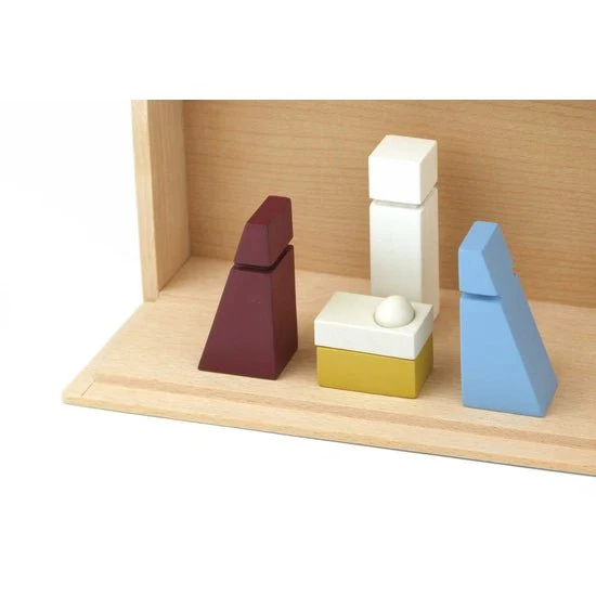 Floris Hovers Modern Nativity Scene - Image 3