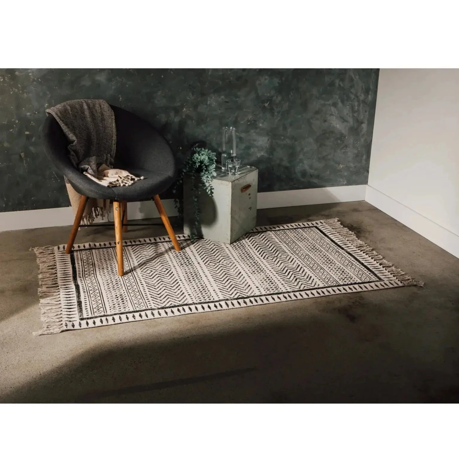 Gaze Block Print Rug 3 x 5 Feet - Image 2