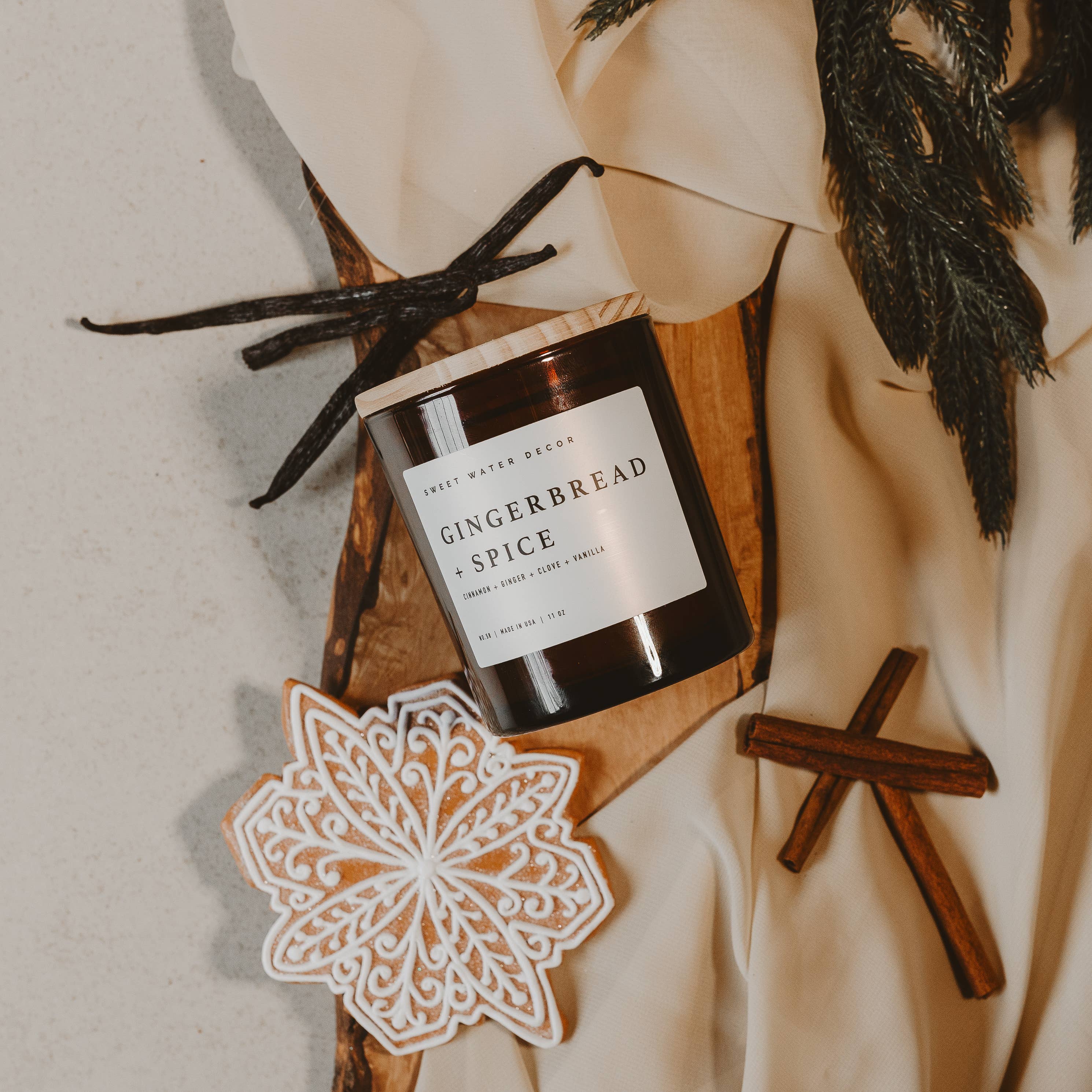 Gingerbread and Spice Candle - Image 3