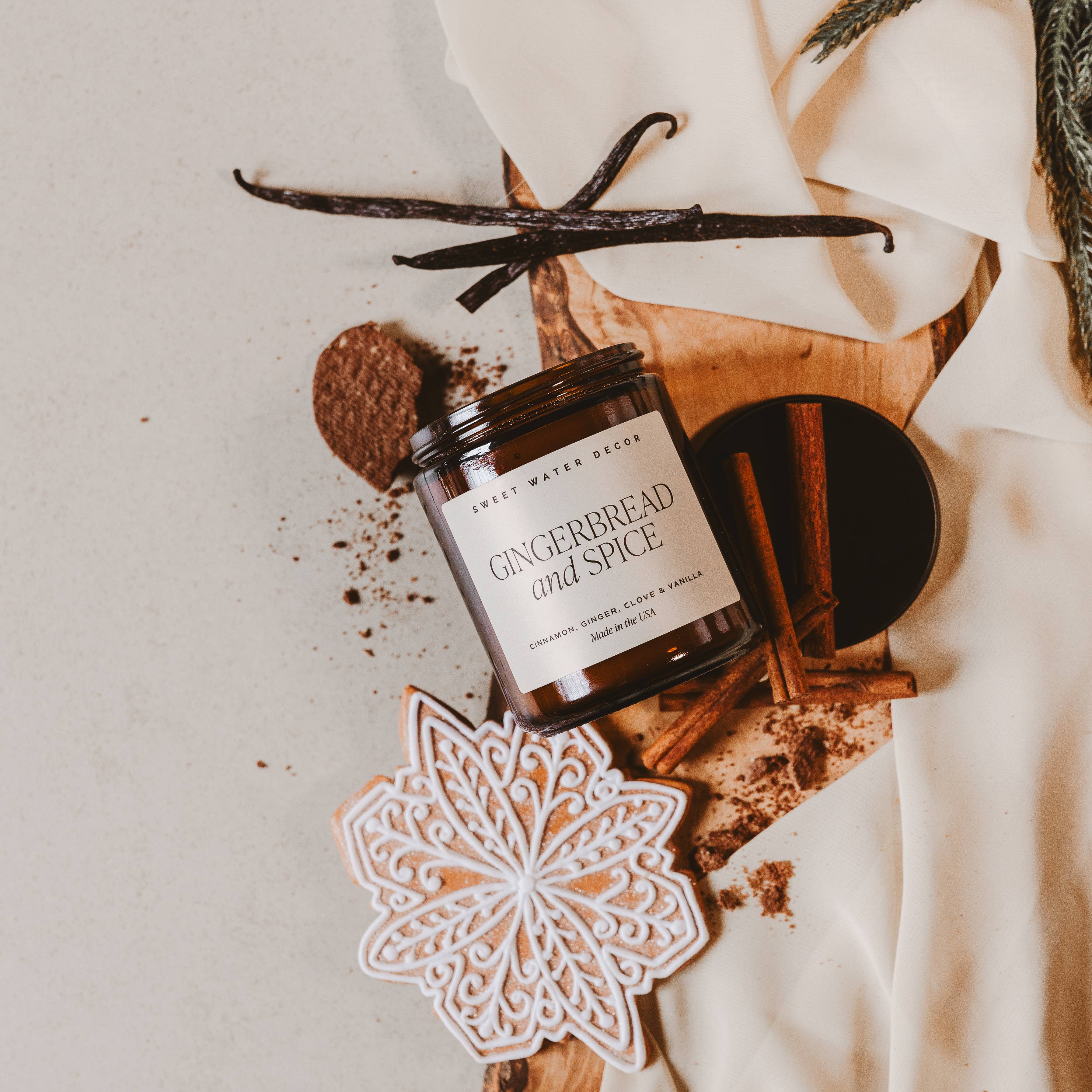 Gingerbread and Spice Candle - Image 3