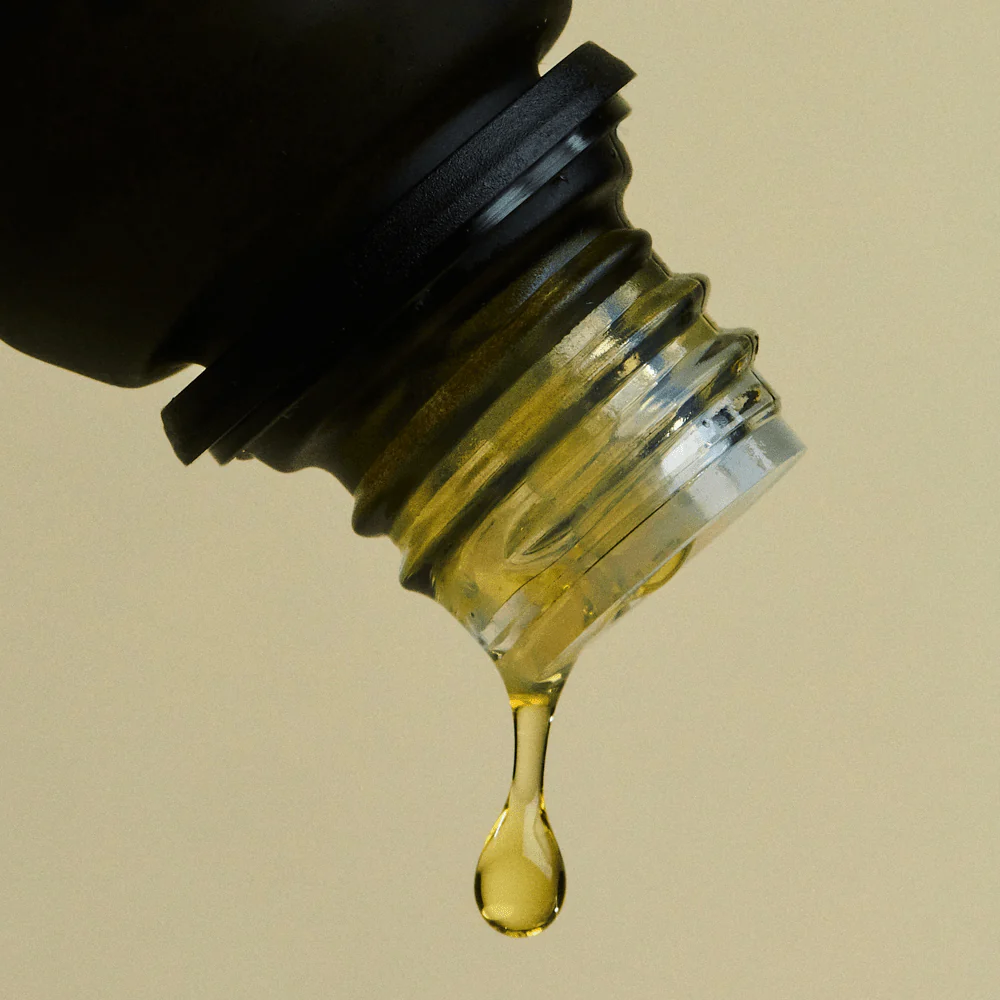 Golden Essential Oil Blend - Image 3