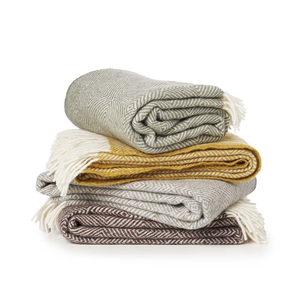 Gooseye Wool Throw - Image 3