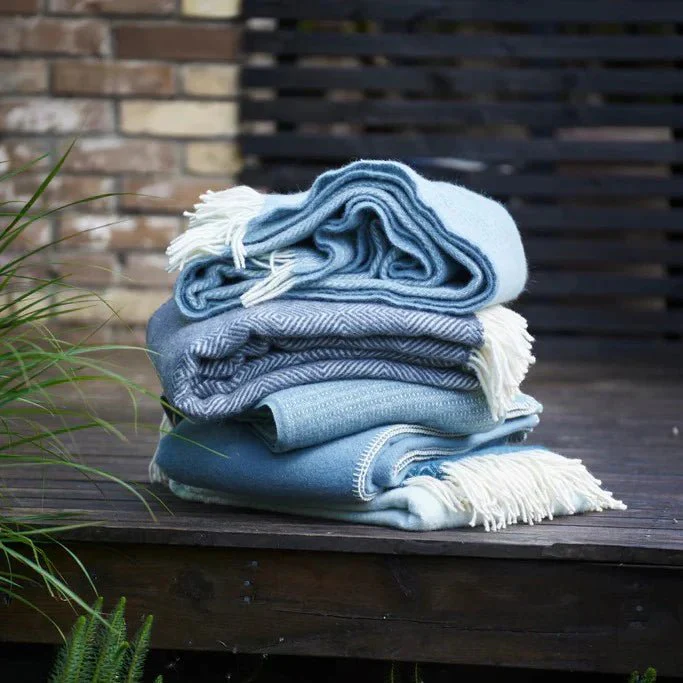Gooseye Wool Throw - Image 5