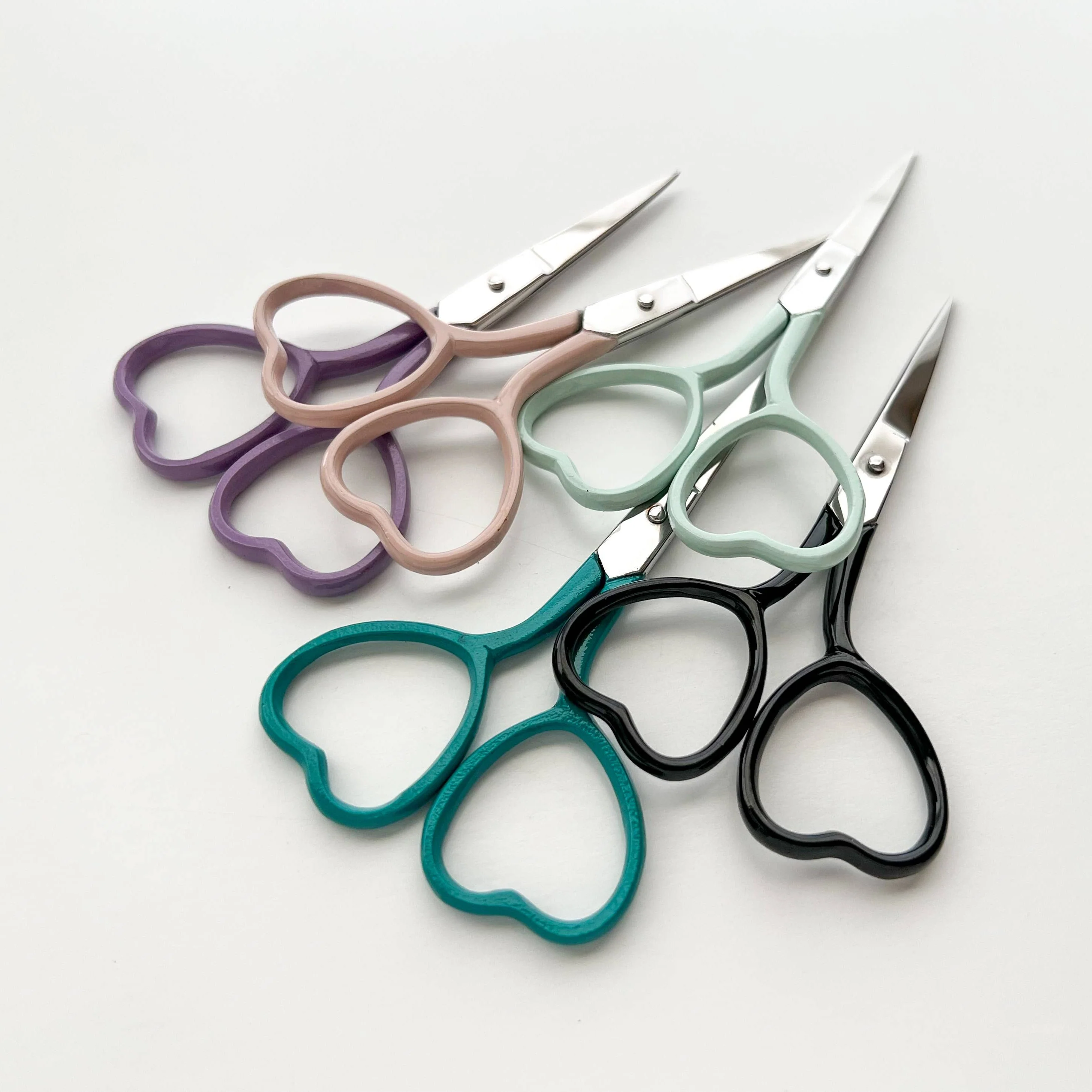 Heart Embroidery Scissors - Image 2