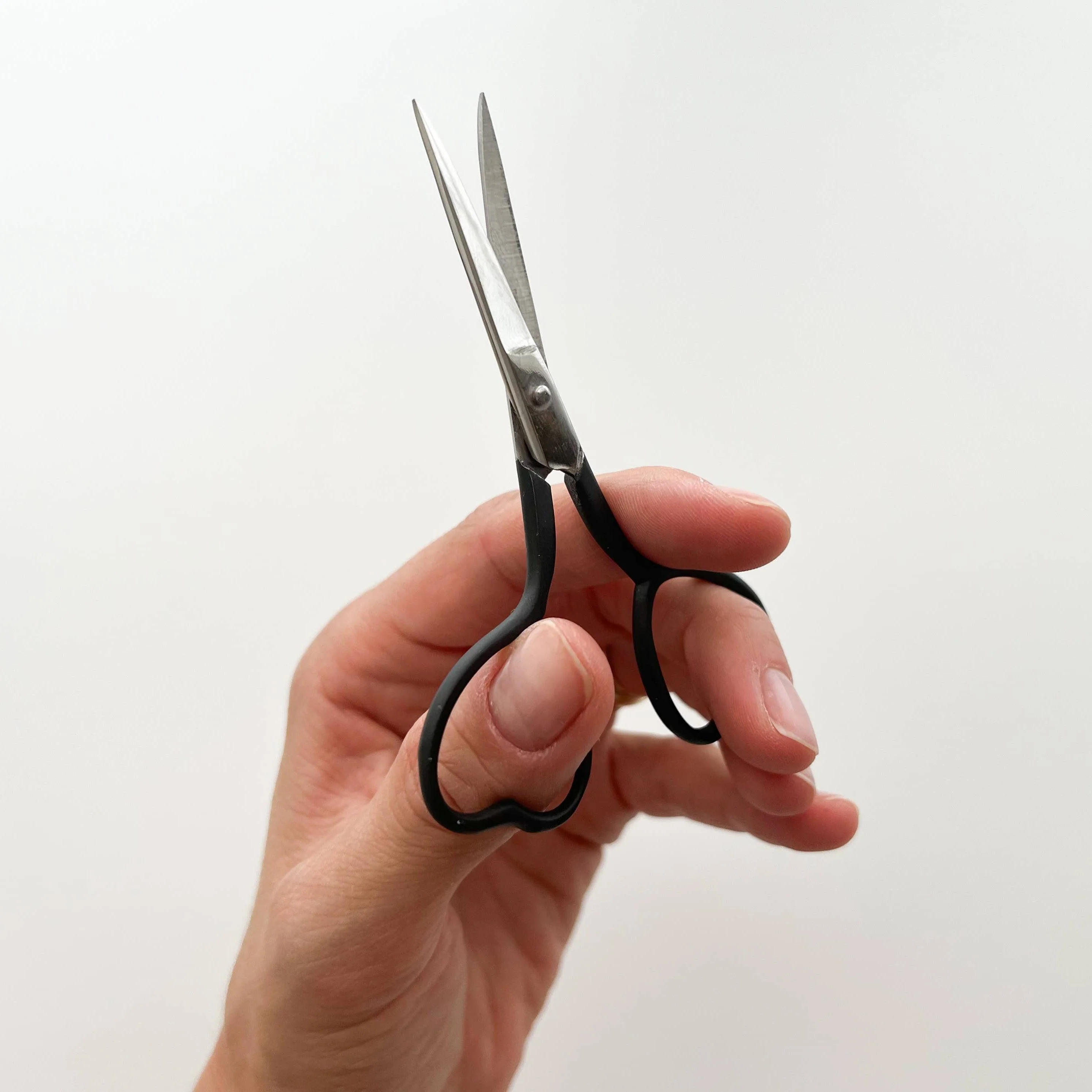 Heart Embroidery Scissors - Image 7
