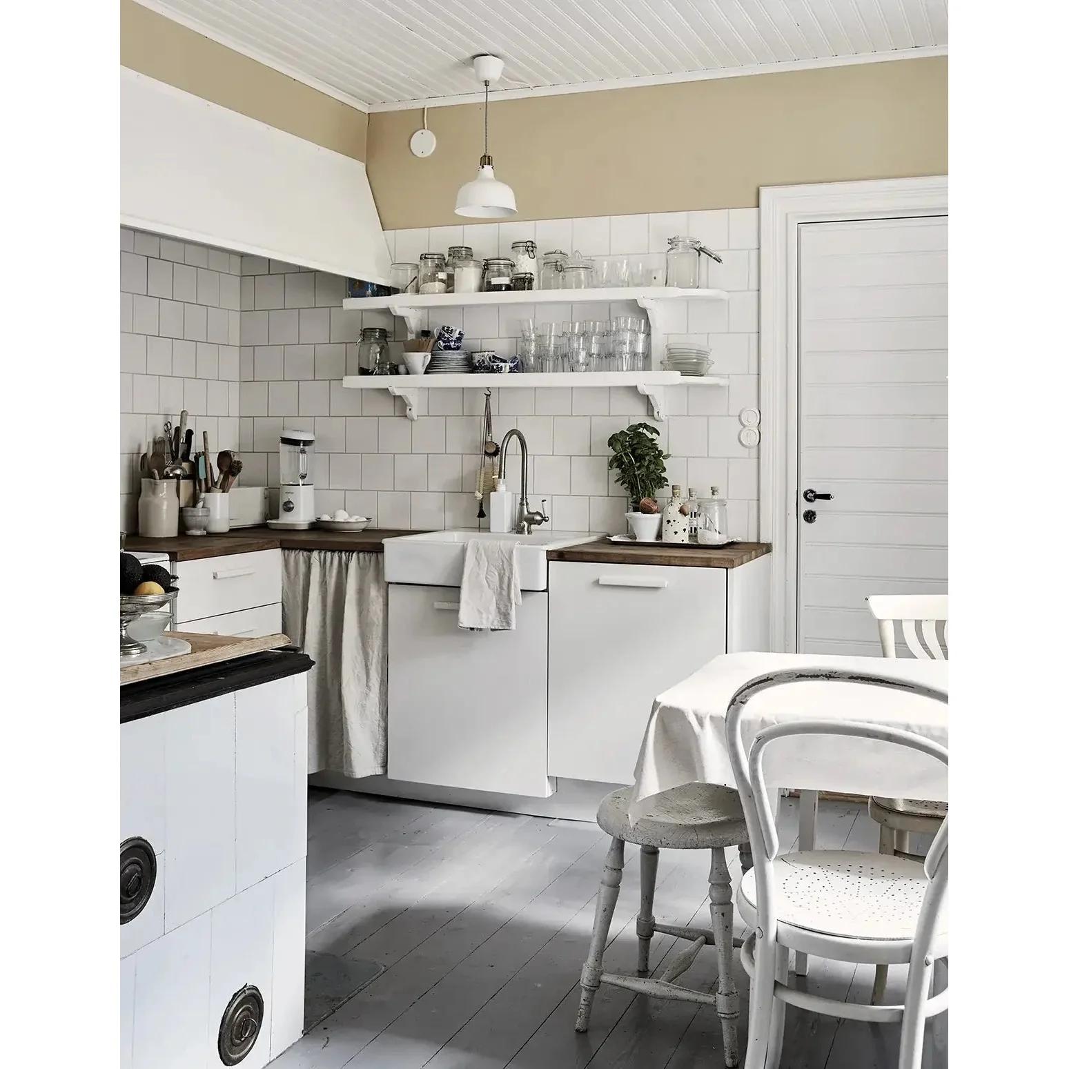 Homemade: Secrets to Timeless Interiors - Image 7