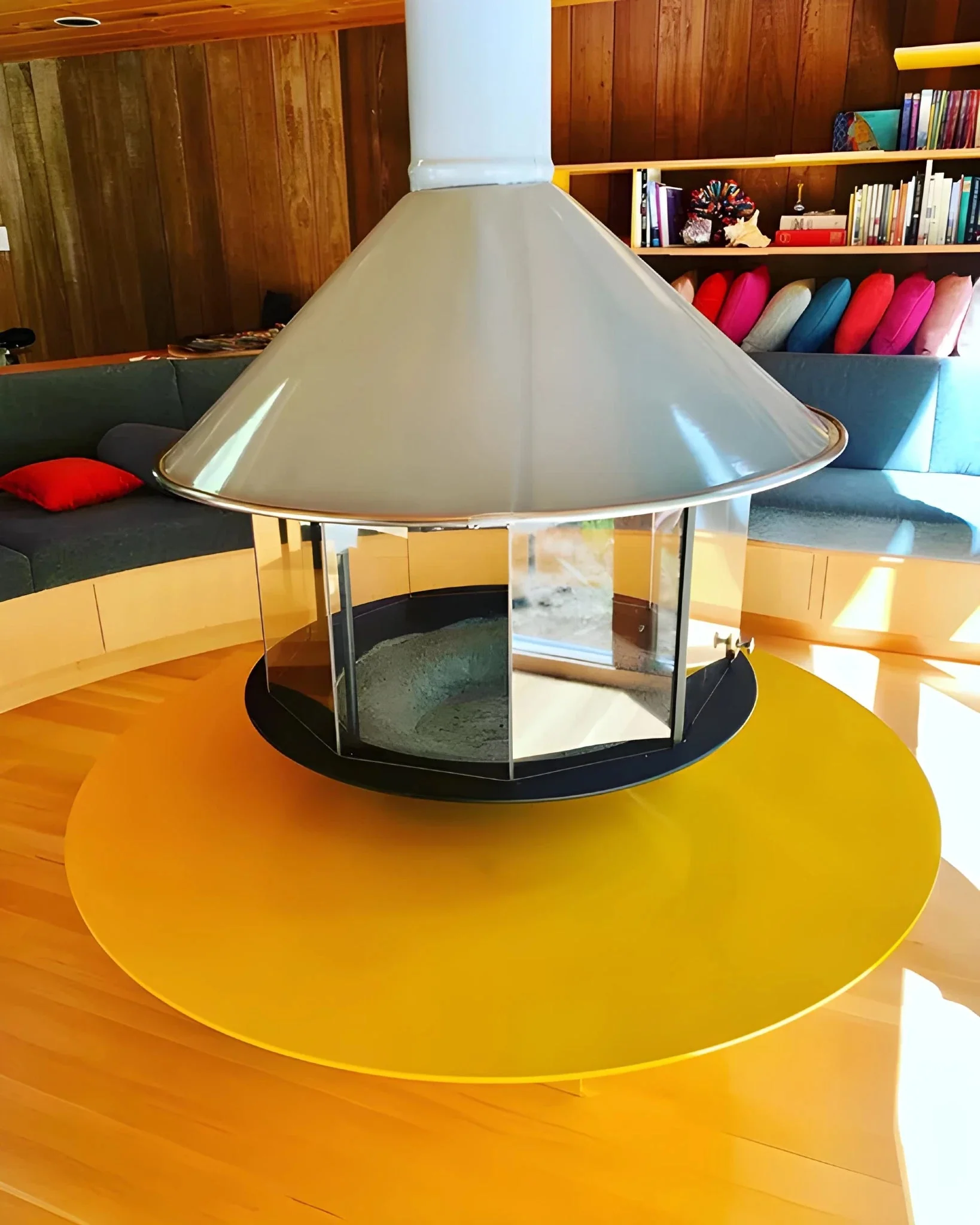 Imperial Carousel Fireplace - Image 4